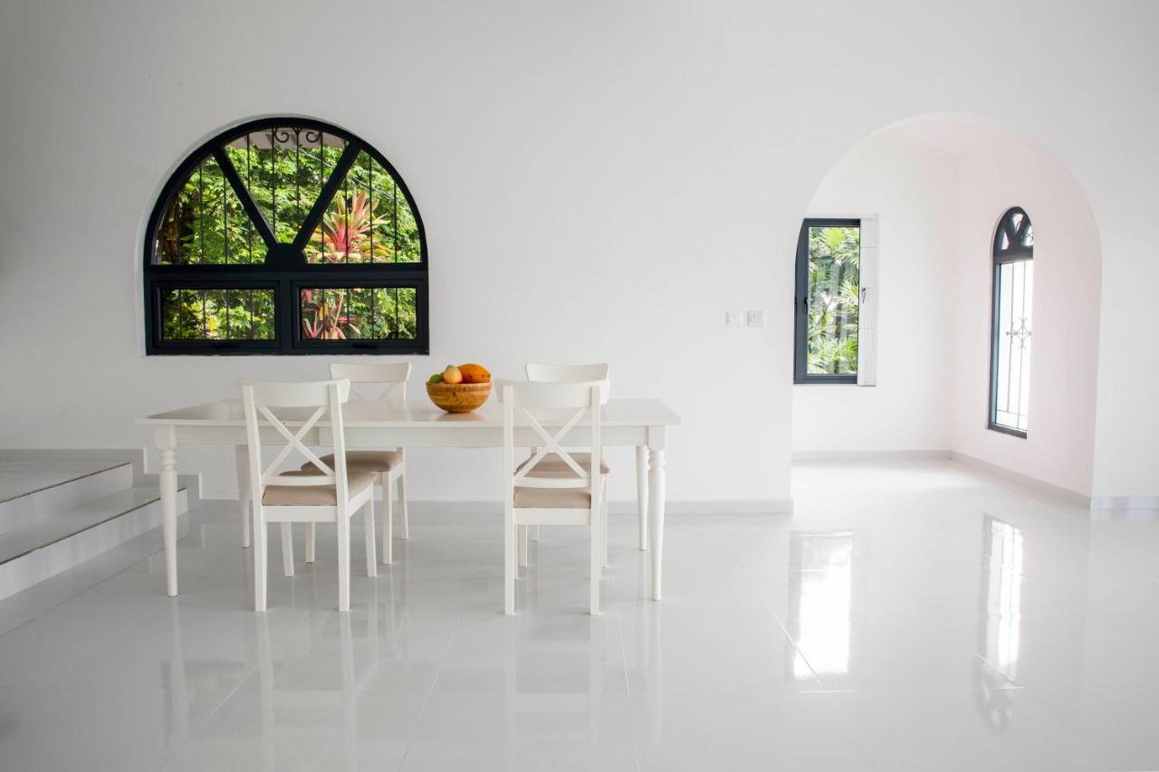 Paradise Heights Luxury Apartments & Villa Бо-Валлон Экстерьер фото